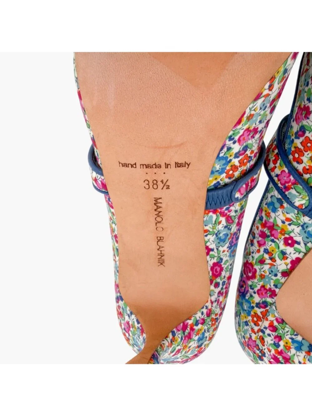 Manolo Blahnik Vibota Floral Mary Jane Pumps Heels Size 38.5 US 8.5 Multicolor